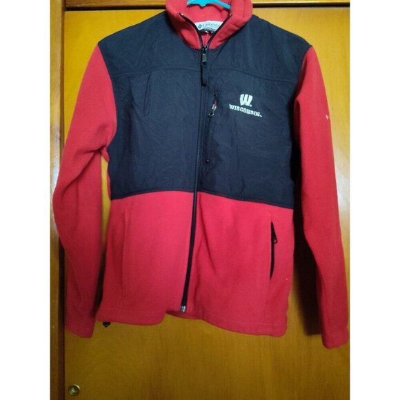 Well built jacket by Columbia, Wisconsin Badgers XL - Picture 1 of 6